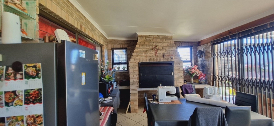 3 Bedroom Property for Sale in Noorsekloof Eastern Cape